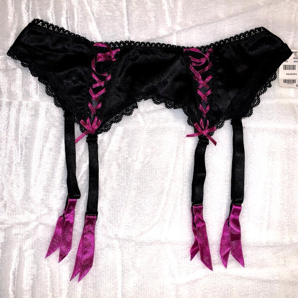 Vtg Frederick’s Of Hollywood BLACK SATIN Pink Bows GARTER BELT Sz M/L Coquette